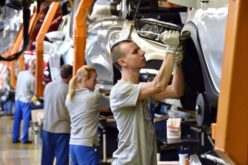 Avtovaz will lay off 1100 experts and directors